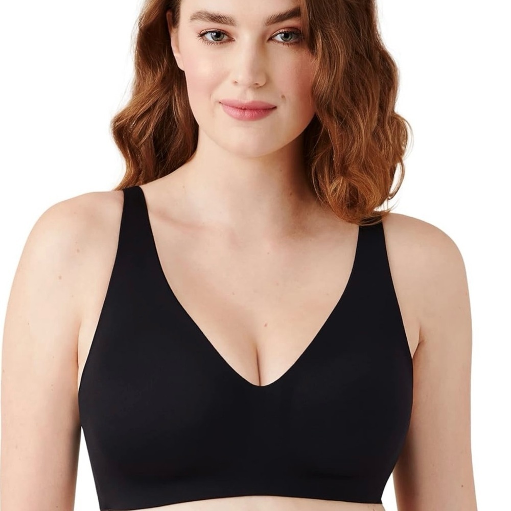 NWT Wacoal
Women's Flawless Comfort Wirefree Bra 852226 Medium